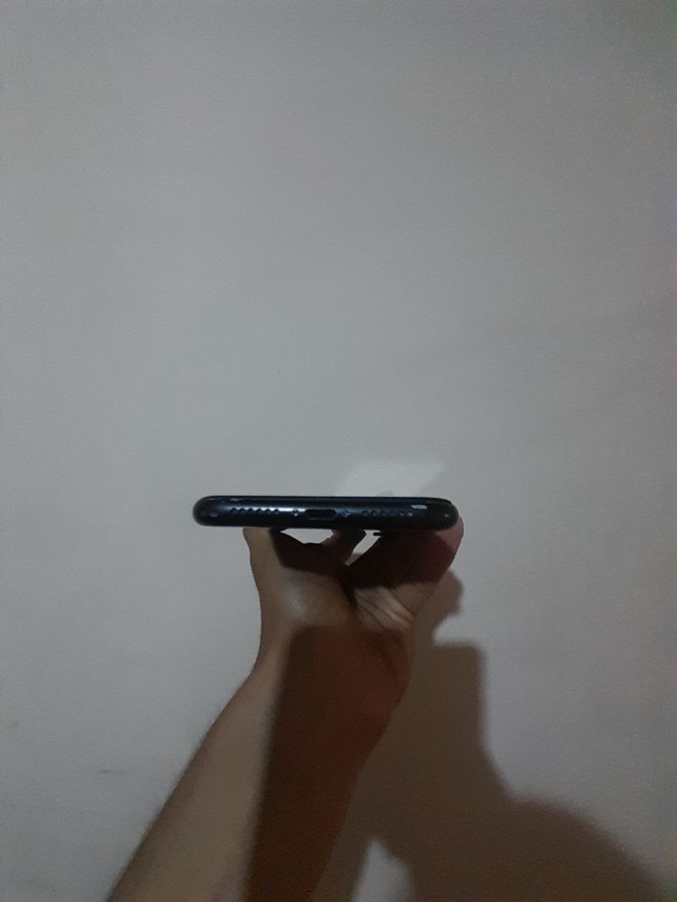 Iphone  xr hotirasi 64