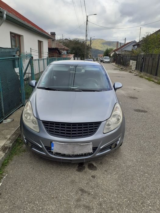 Vînd Opel corsa D automat an fabricație 2007