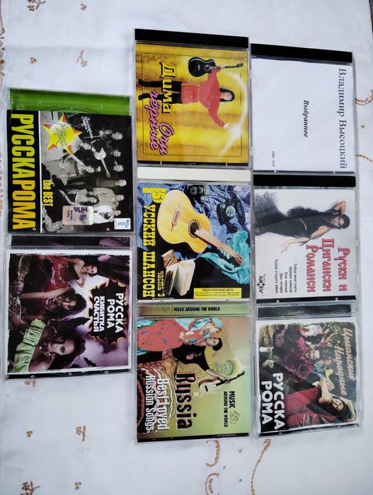 Компакт дискове, оригинални, като нови