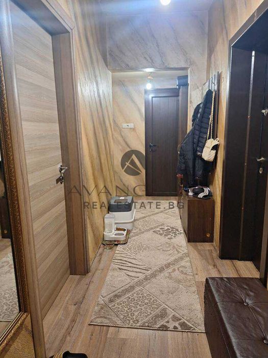 оф.22178 Тристаен обзаведен до Альоша