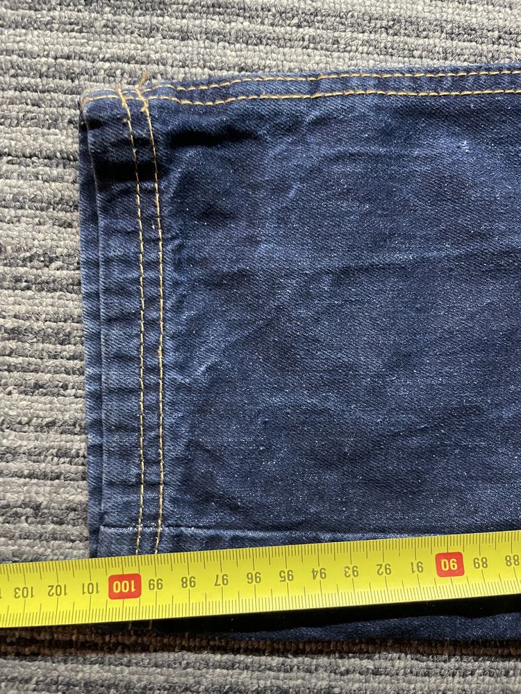Vand jeans Ecko!