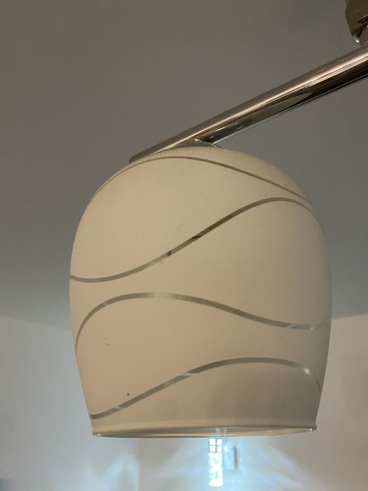 Lustra deosebita becuri cadou