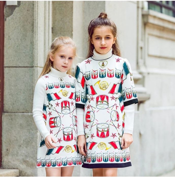 Нарядное детское платье. Новое. Рост 140