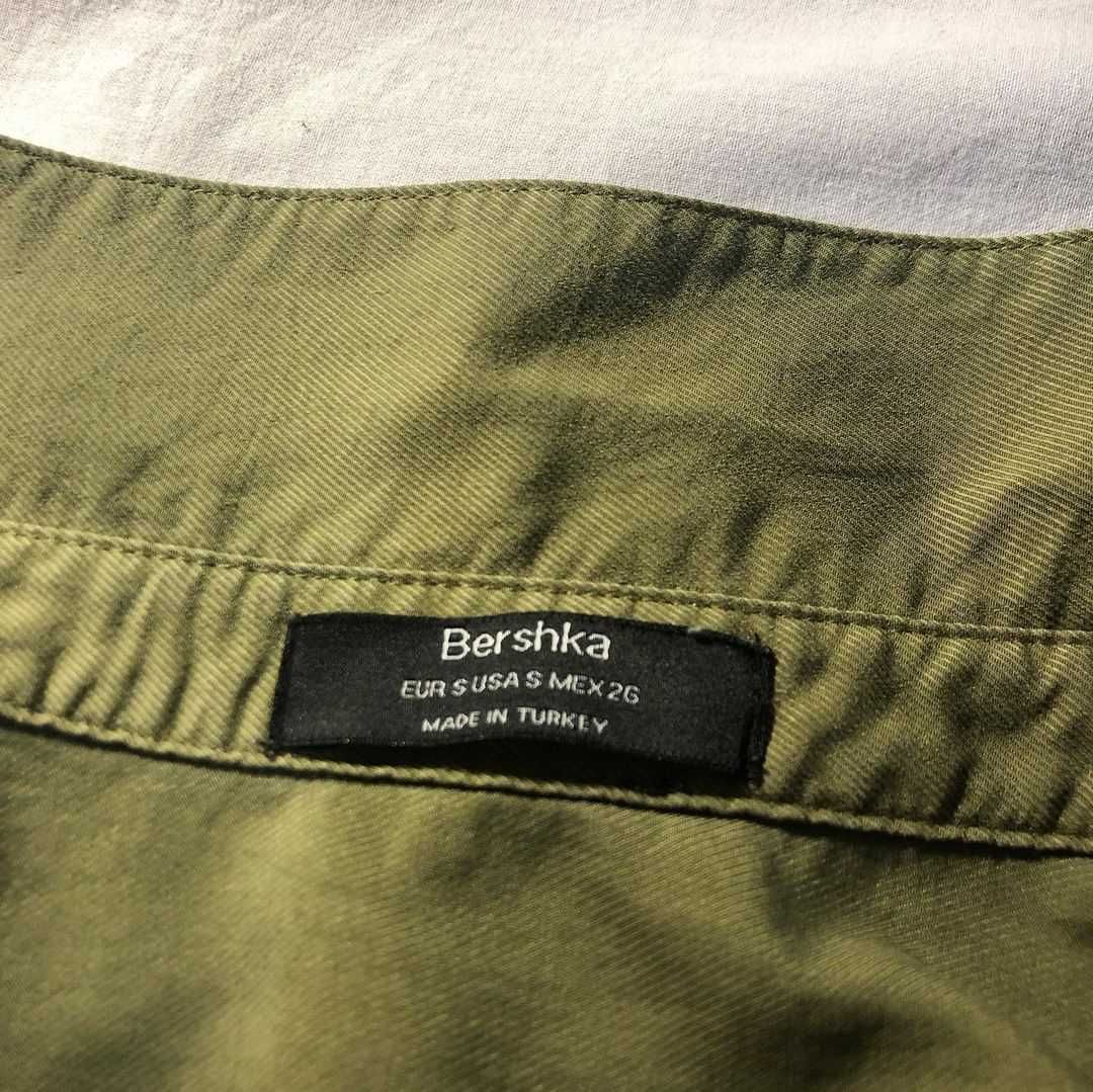 Cămașă verde Închis (Bershka)