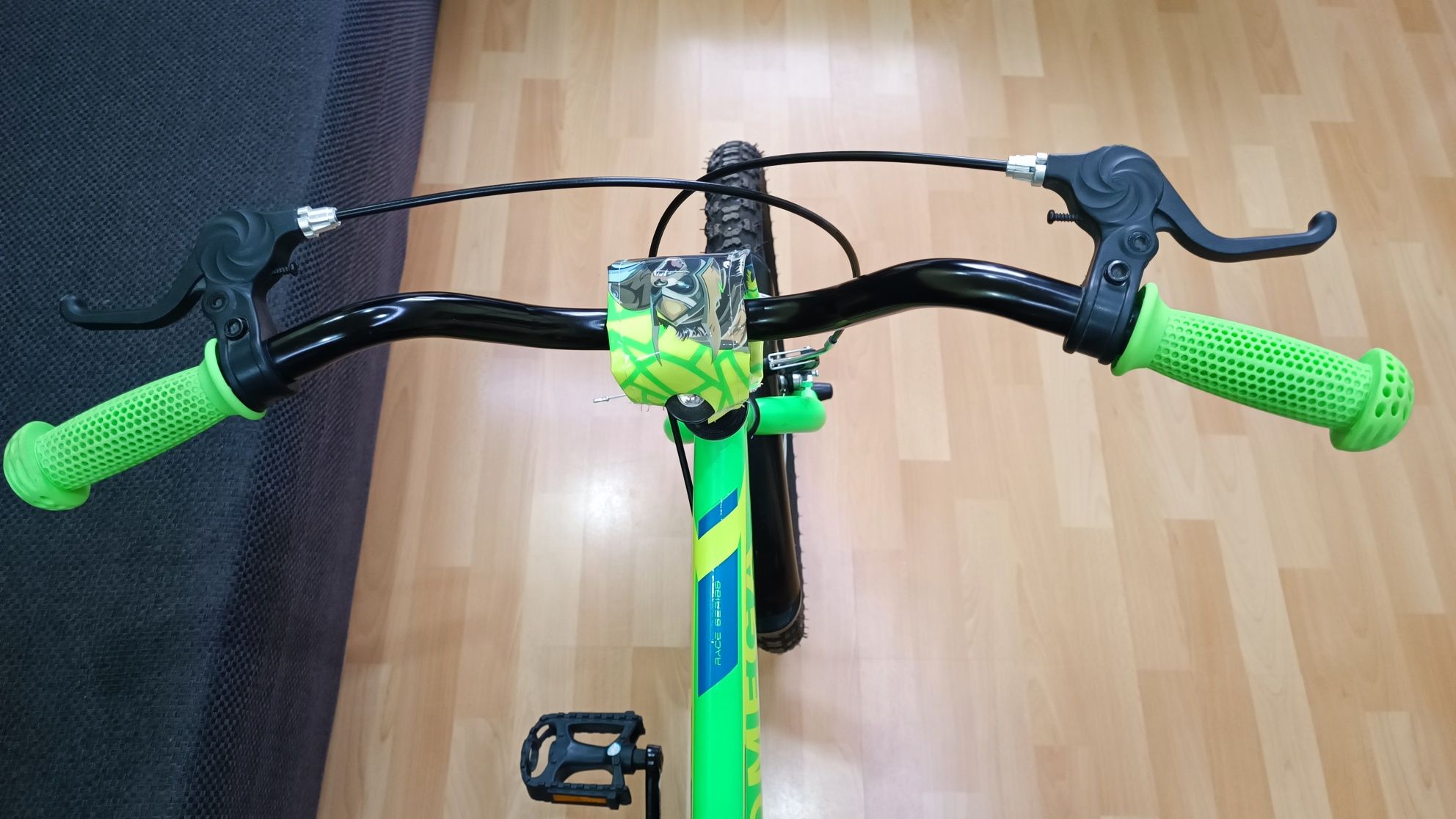 Vand bicicleta pentru copii 7-10 ani