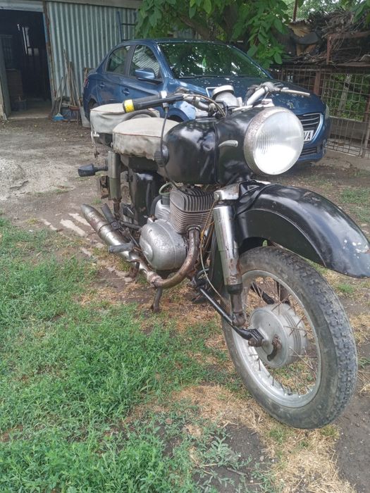 Doua moto Mz es 250 fabricație