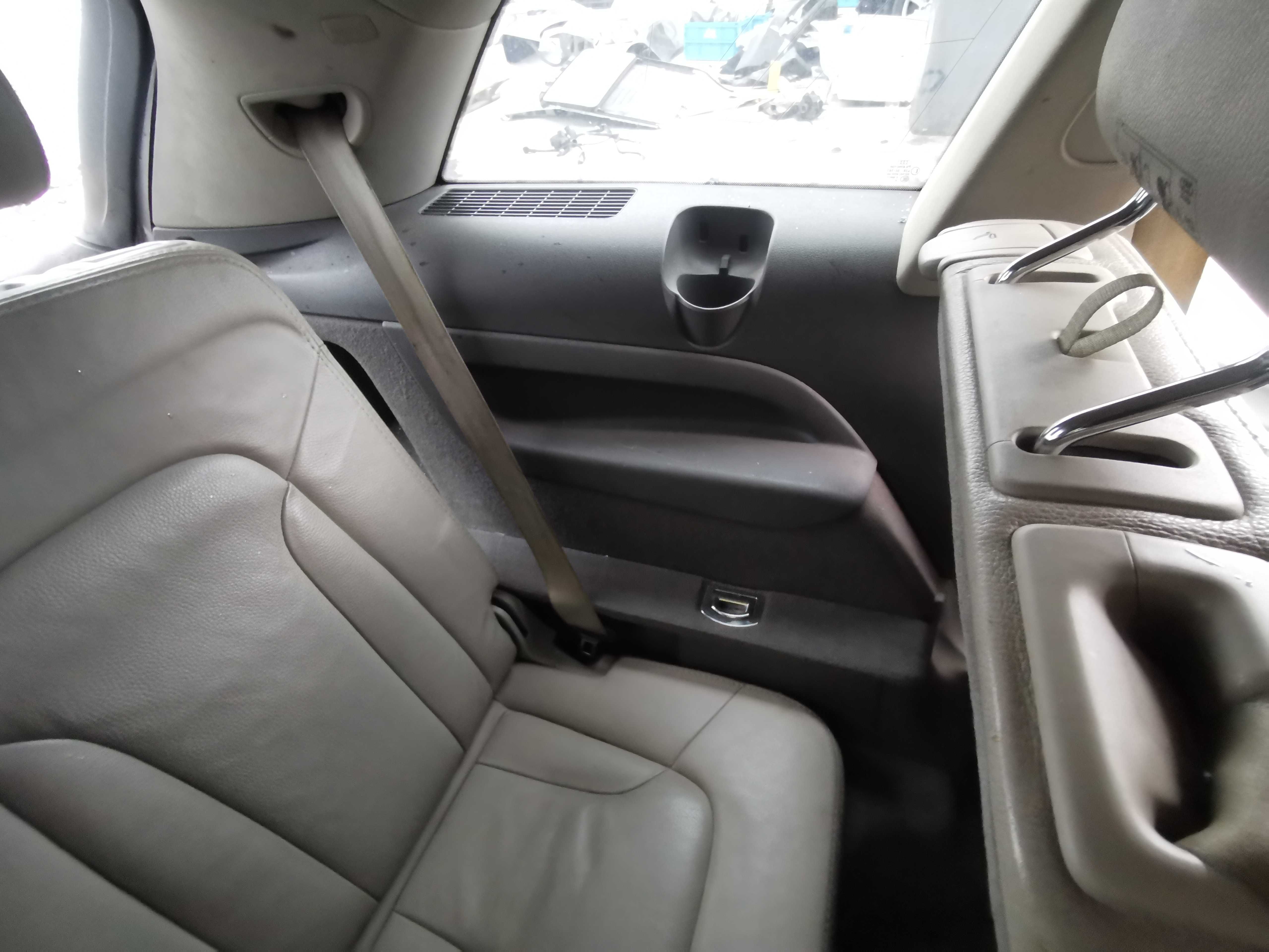 INTERIOR PIELE GRI CREM 7 LOCURI audi q7 4l 2008 piese audi q7 SLINE