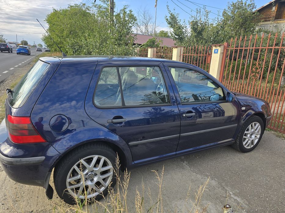 De vanzare Wolkswagen Golf 4
