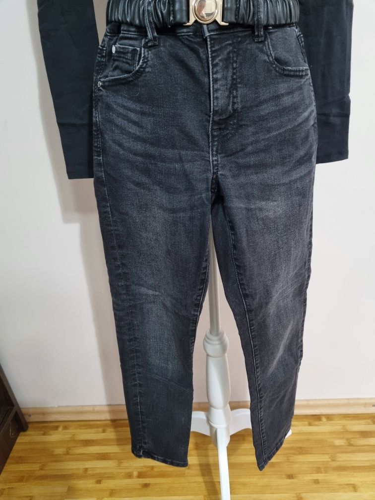 Blugi Reserved + body (ambele mărimea.XS)