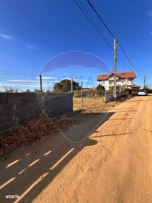 Teren Intravilan de vanzare