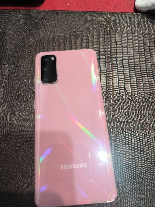 Vind Samsung Galaxy S20 5G 128 /12GB RAM