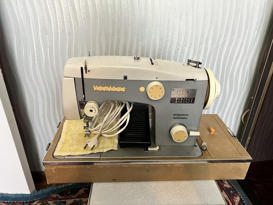 Швейная машинка Veritas