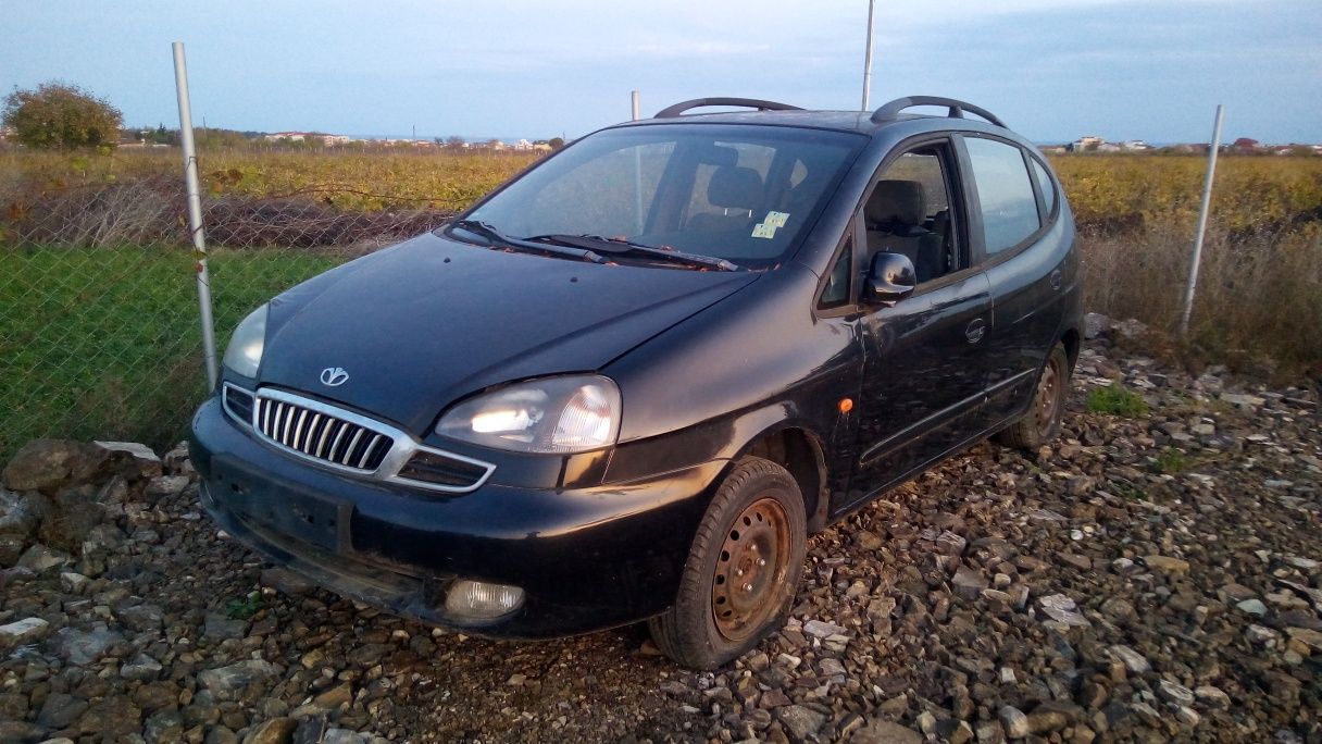 НА ЧАСТИ Daewoo Tacuma 2.0 бензин 2001 Део Такума