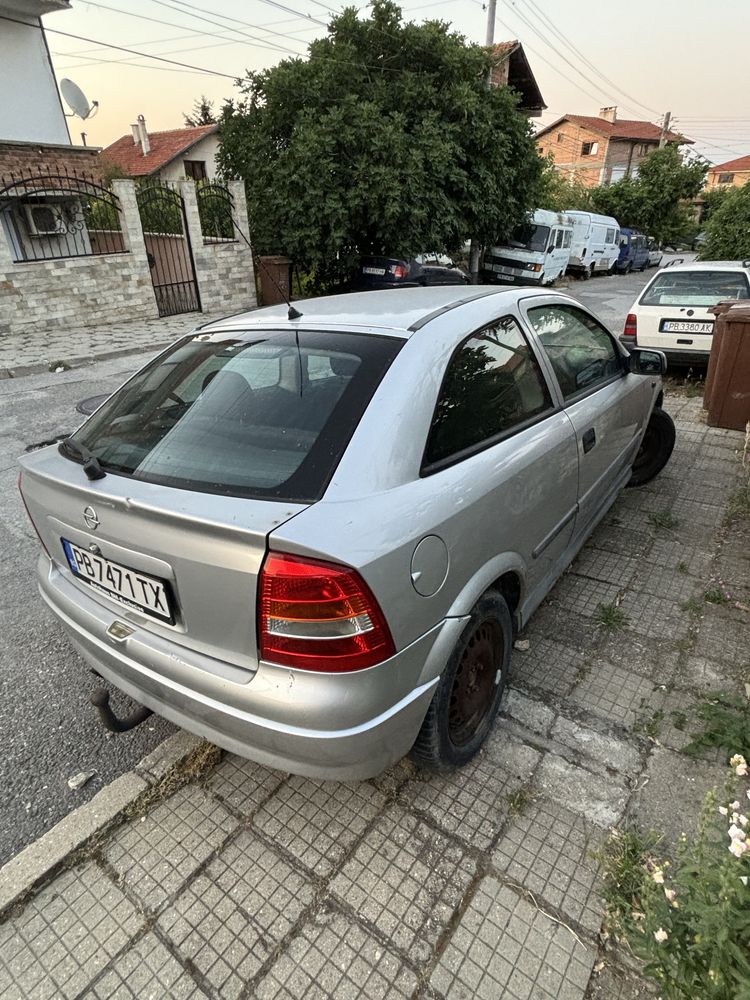 Opel Astra 1.6 V