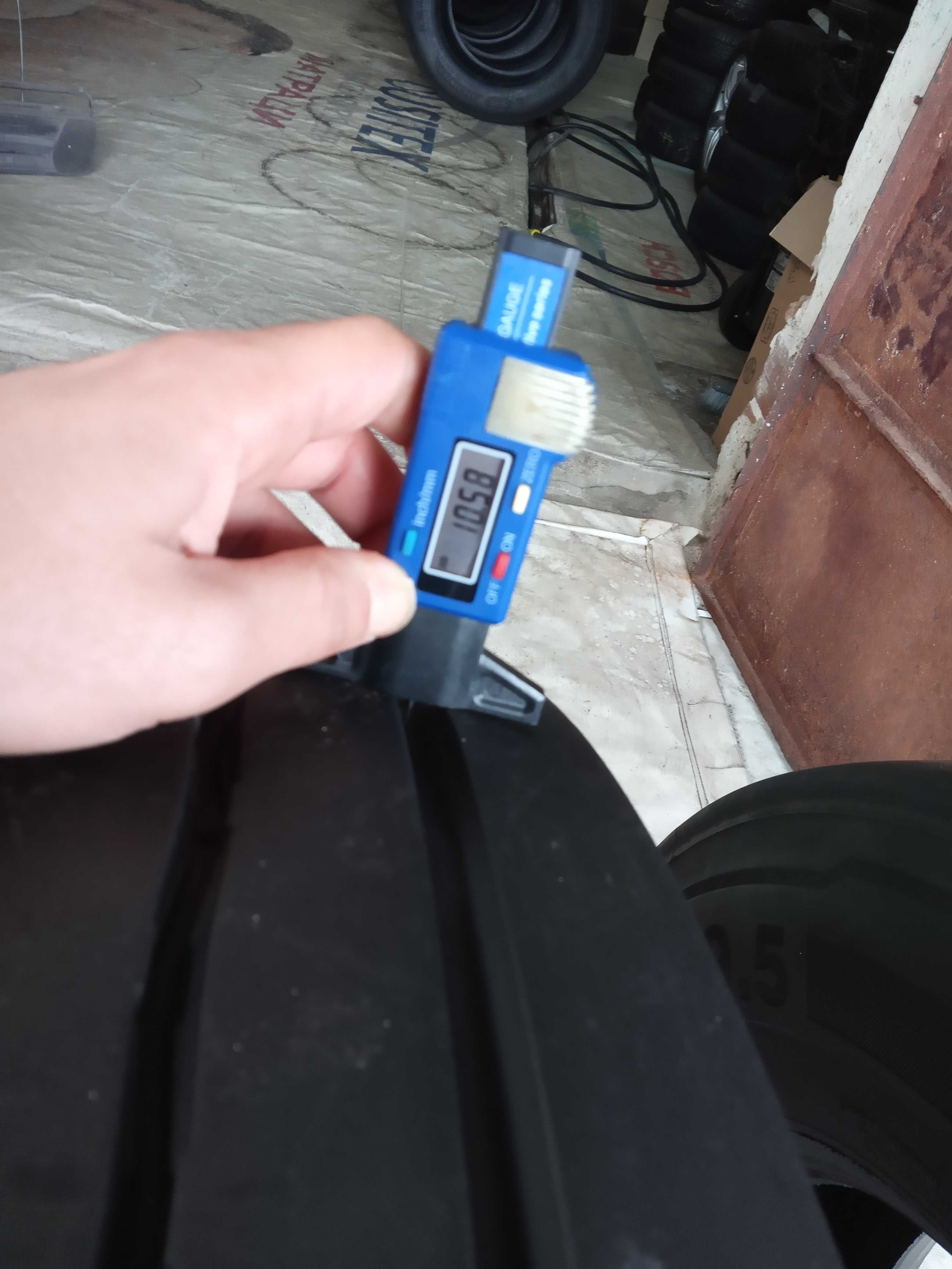 4 тежкотоварни гуми R19.5 265/70 Continental HT3 143/141K M+S 16PR