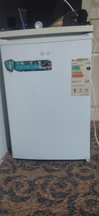Телевизор холодильник сатылды екеуын 1