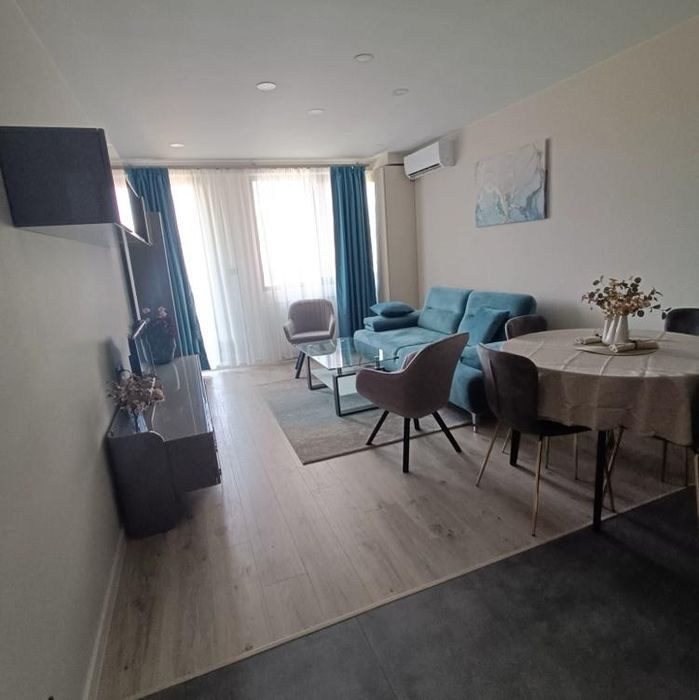 Дава се под наем Двустаен апартамент в София, Младост 4 - 70 кв.м за 800 € - Снимка #1