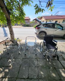 Инвалидна количка/инвалиден стол за баня и тоалетна/проходалка