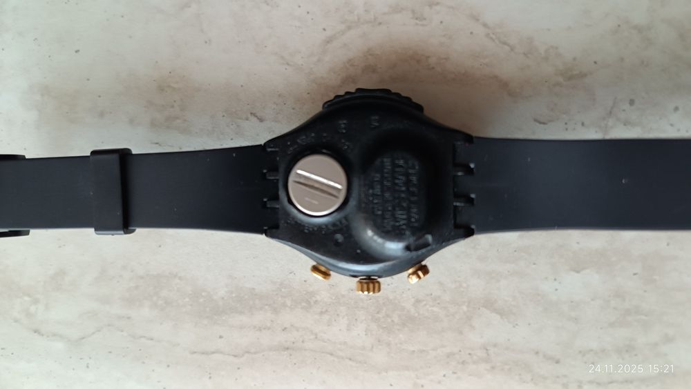 Ceas Swatch cu alarmă