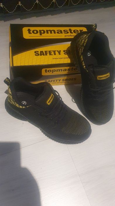 Работни леки обувки