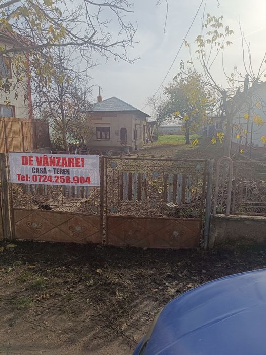 Teren de vanzare cu casa in Florești-Stoienesti direct proprietar