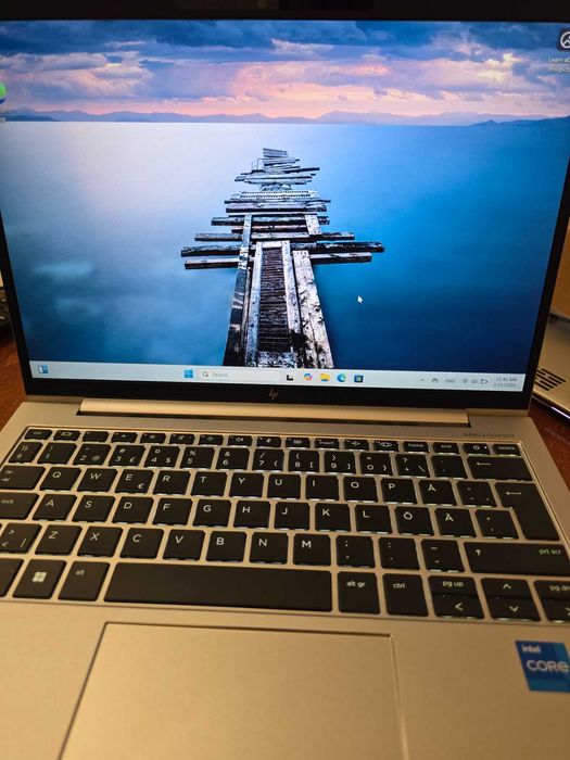 Чисто нов лаптоп HP ELITBOOK 830 G9
