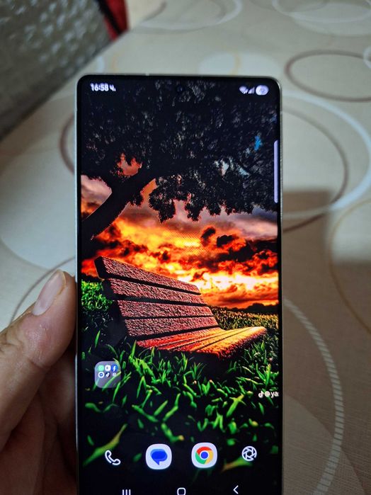 Продавам Samsung S25 Ultra 256