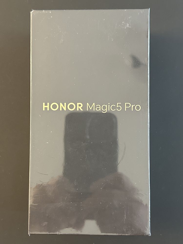 Telefon mobil Honor Magic 5 Pro Dual SIM 12GB RAM 512GB 5G Black Nou