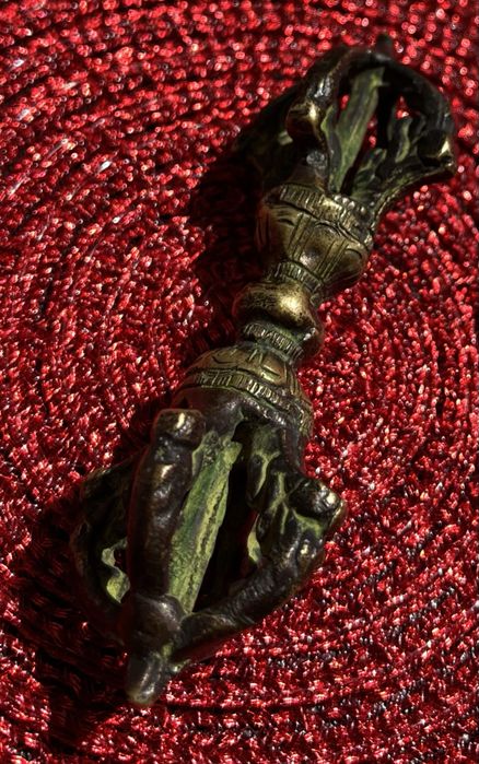 Vajra tibetană din bronz, simbol protectie si putere spirituală