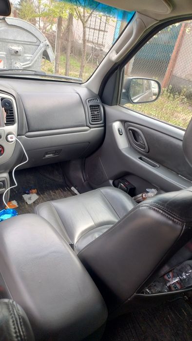 Мазда трюбите 3000 газ бензин