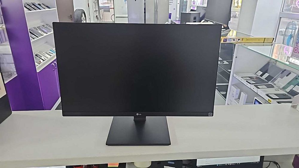 LG 24BP450Y — современный 24-дюймовый монитор