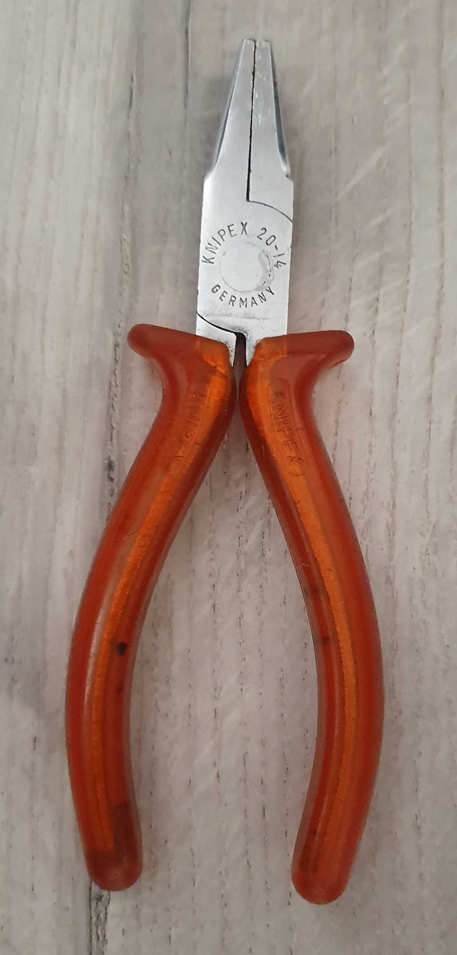 Scule profesionale Knipex, USAG