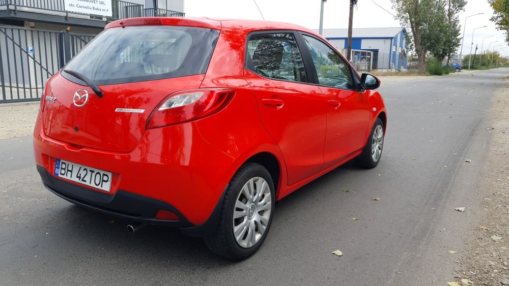 Mazda 2 , 1.3 benzina , 75 cp , An 2010 !