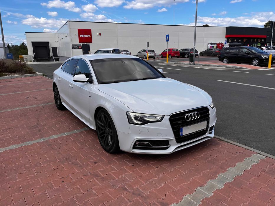Masina personala Audi A5 S-line Sportback 2.0TDI 190CP Quattro