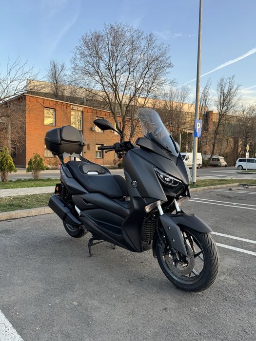 X-Max 300 8500 KM + Accesorii