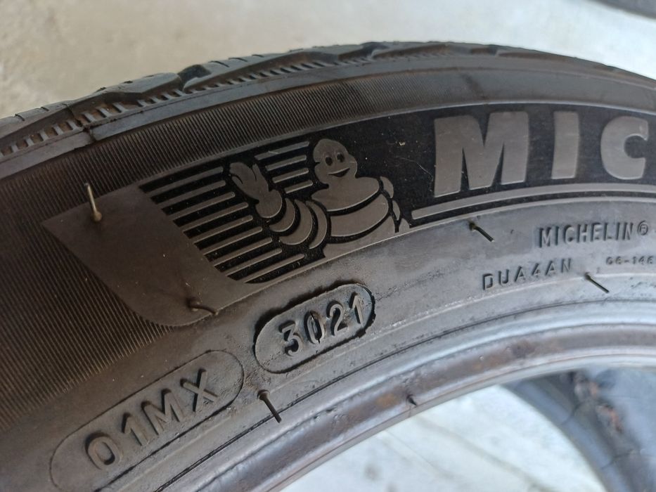 225 50 18 Anvelope Michelin