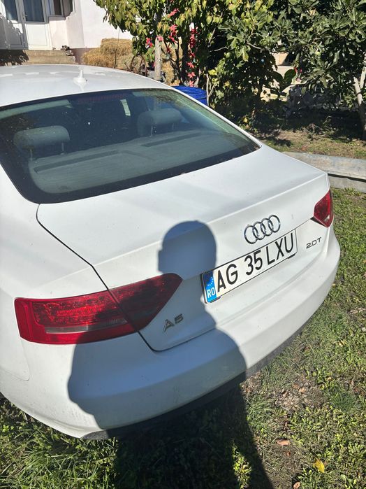 Vand Audi A5 2.0tfsi coupe (motorul are mici probleme)