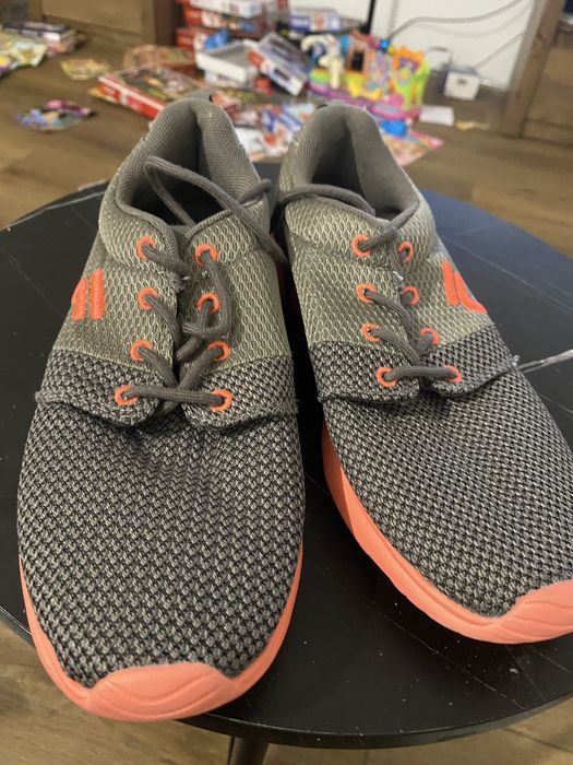 Încălțăminte Sport FILA - Ideali pentru Gym/Alergare - Mărimea 37