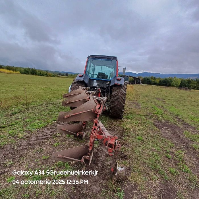 De vinzare valtra 8050[150cp]