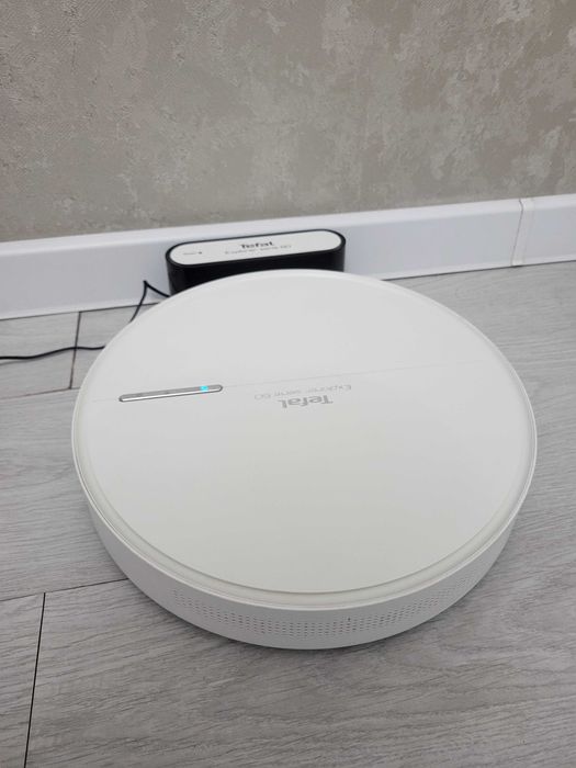Умный робот-пылесос Tefal