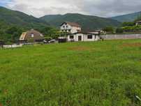 Къща с парцел в с.Горна Брезница