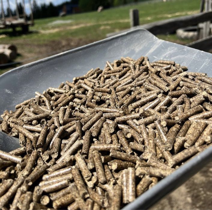 Producatori Peleti Albi Rasinoase calitate A1 Oferim Transport Oriunde