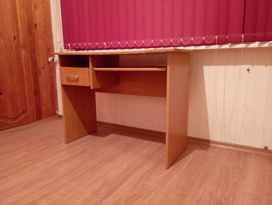 Бюро в много добро състояние