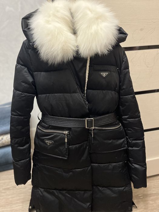 Зимняя куртка в хорошем состоянии.