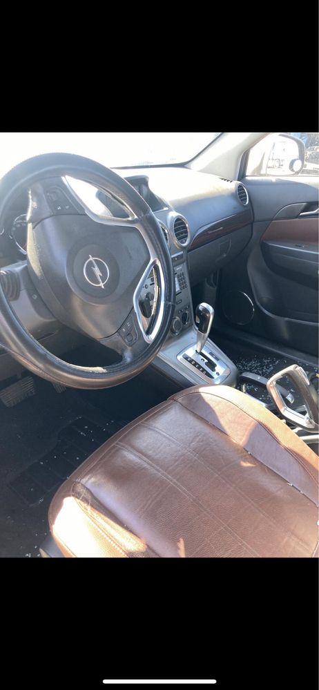 Opel antara на части