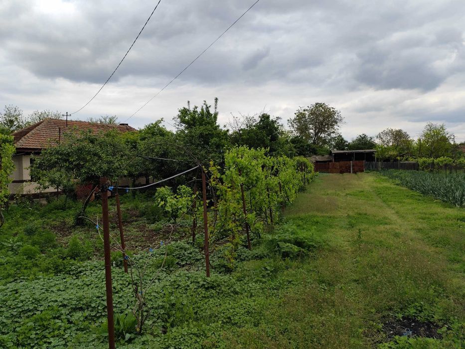 Vand casa cu teren intravilan la 40 km de Bucuresti