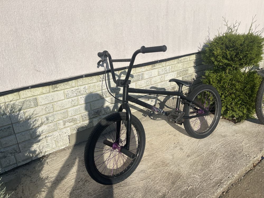 Bmx fristyle cu peguri