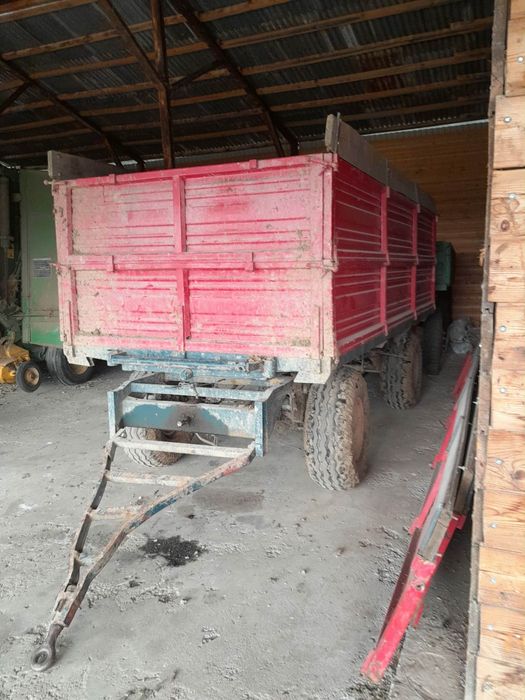 Remorca basculabila 3 părți cu pompa pe cardan