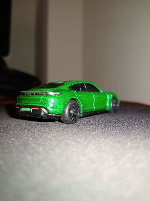 Hot wheels Porsche taycan кастом/хот вилс порш тайкан на резине кастом