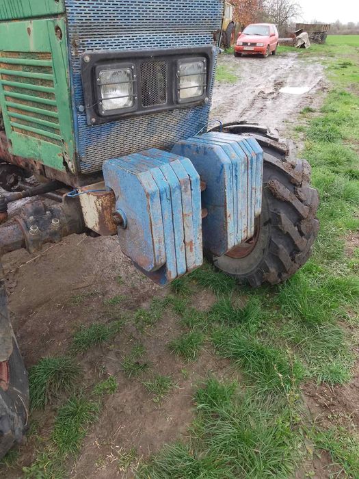 Предни тежести за трактор Болгар